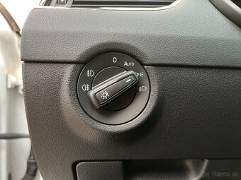 Škoda Octavia Combi 2.0 TDI Style DSG - 11
