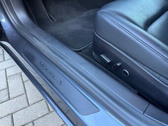 Tesla Model 3 Long Range AWD 82kWh ŤAŽNÉ REFRESH 366kW - 11