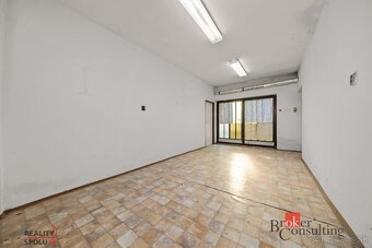 Na predaj priestranný bezbariérový rodinný dom v Budmericiac - 11