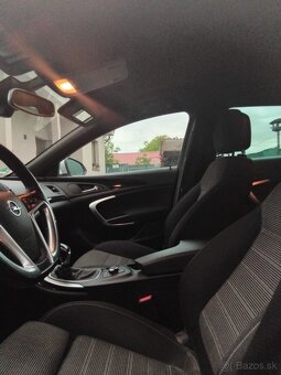Opel Insignia Sports Tourer sw - 11