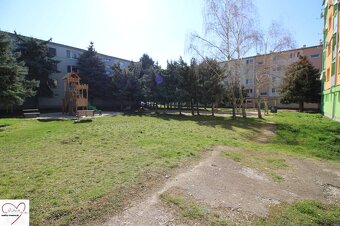 Útulný rodinný byt s balkónom v srdci Leopoldova - 11