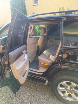 Toyota land cruiser - 11