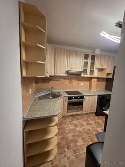 Kuchynská linka v demonte - 11