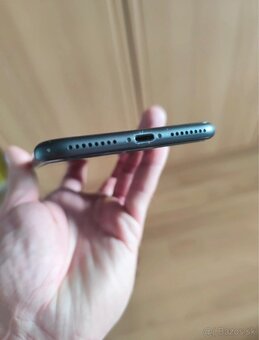 iPhone 8 plus 64GB, black - 11