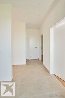 Skolaudovaný 3 izb.byt v dvojdome vo vyhotovení “štandard” - 11