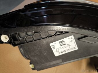 ŠKODA KODIAQ 17 ĽAVÝ SVETLOMET - 11