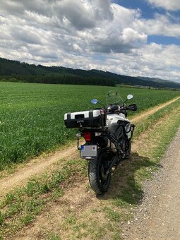 TRIUMPH TIGER 800 XR - 11