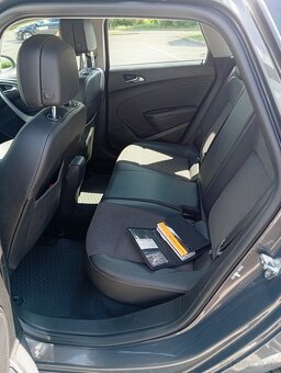 Opel Astra J Sport Tourer 1.7 CDTI 96kw r.v 2013 - 11