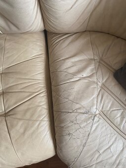 Kožený veľký krémový gauč - 11