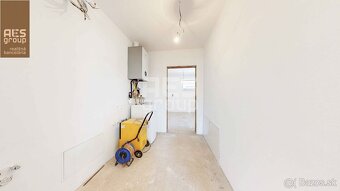 KOLAUDUJEME, PREDAJ, 4i rodinný dom s garážou, ul. Jelšová,  - 11