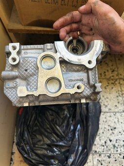 Hlava valcov 2.2 nafta MZR-CD - 11