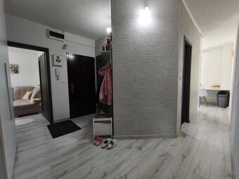 Moderný trojizbový byt s loggiou - 11