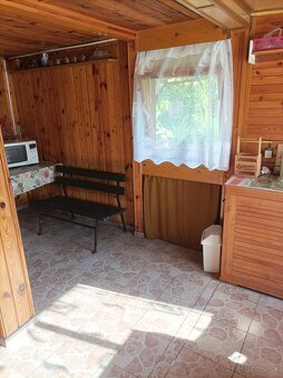 Záhrada s chatkou - 11