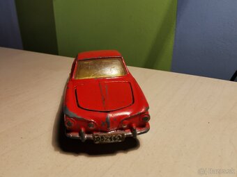 Corgi toys VW Karman Ghia - 11