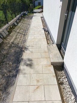 Pokládka zámkovej dlažby - 11