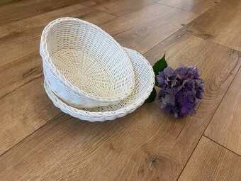 Plastový košík na pečivo - 11