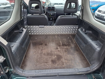 SUZUKI JIMNY 4x4 1,3 benzín r.v. 2004 - 11