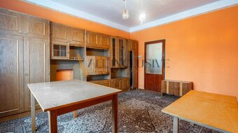 ALL INCLUSIVE l NA PREDAJ 3 IZBOVÝ ROD. DOM S GARÁŽOU, TRHOV - 11