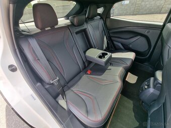 Ford Mustang Mach-E 75,7kWh Premium AWD za 33.999 € s DPH - 11