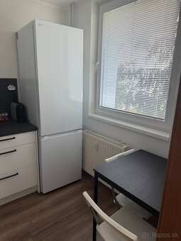 2-izbový byt na prenájom v Piešťanoch, Sídlisko Adam Trajan - 11