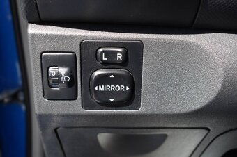 Toyota Yaris 1.3 VVT-I Terra - 11