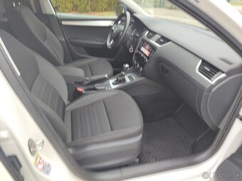 Škoda Octavia Combi 2.0 TDI DSG 110KW - 11