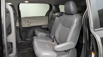 2021 TOYOTA SIENNA HYBRID LE - 8 miest - 11