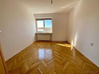 Prenájom 3 izbový byt 106m2 Nitrianske Pravno - 11