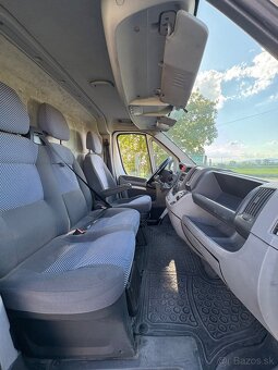 Citroën Jumper 2.2 HDi – 88 kW  L1H2 - 11