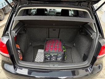 Volkswagen Golf 6 1.6 Benzín TOP STAV, Slovenské, Servisná H - 11