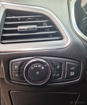 Ford Edge Eco Blue 2.0 Bi-Turbo 175KW Titanum PLus X AWD AT8 - 11