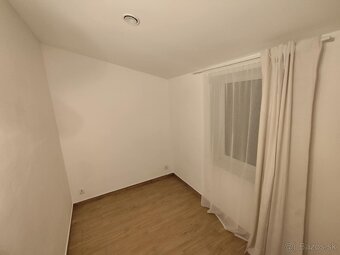 Pekný 3-izbový byt v tichej lokalite s terasou a parkovaním - 11