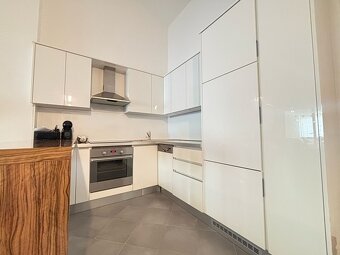 3-izbový zariadený apartmán blízko pláže, Novalja/Chorvátsko - 11