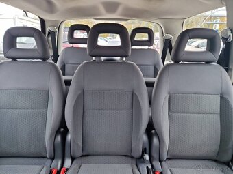 Predám Volkswagen Sharan 1.9 TDI 96 KW 7-miest...bez korozie - 11