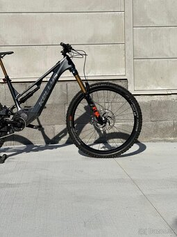 Elektrobicykel Kellys Theos F90, veľkosť rámu L. - 11