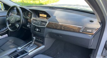 Mercedes-Benz E 200 CGI BlueEfficiency - 11