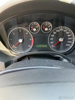 Ford Galaxy C - MAX - 11