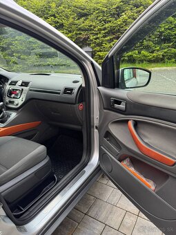 Ford Kuga 2.0 TDCi - 11