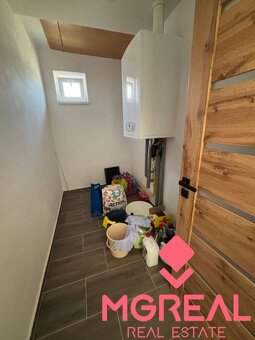 Rodinný dom Hajná Nová Ves po rekonštrukcii - 11