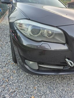 Rozpredám na náhradné diely BMW 520d F10 sedan - 11