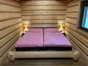 Na predaj drevenica so zabehnutým prenájmom - 11