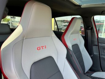 Volkswagen Golf 8 2.0 TSI 221kW DSG GTI Clubsport - 11