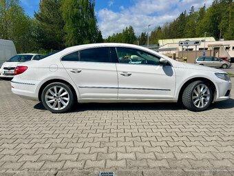 Volkswagen Passat 2.0 TDI Highline - 11