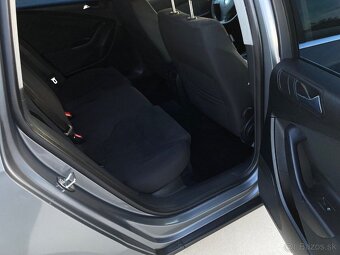Predam Volkswagen Passat b6 2.0TDI,103KW ,R.v.2008 - 11