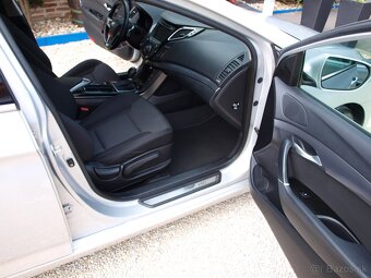 Hyundai i40 CW 1.7 CRDi 136k Premium Automat - 11