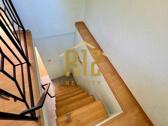 Na predaj: Rekreačná chata v lese, vhodná na celoročné bývan - 11