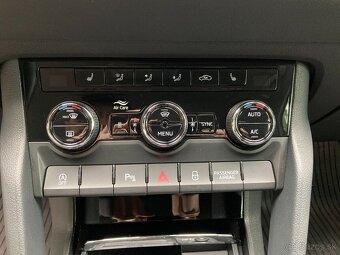 Karoq 2.0 TDI 110KW 4X4 - automat - 11