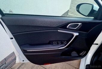 Kia Ceed SW - 11