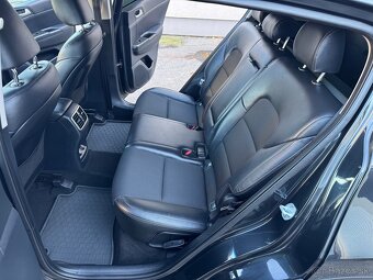 Kia Sportage 1.7 CRDi 7DCT 2WD Platinum - 11