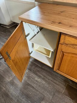 Krásná rustikální dubová linka se spotřebiči, 5447 - 11